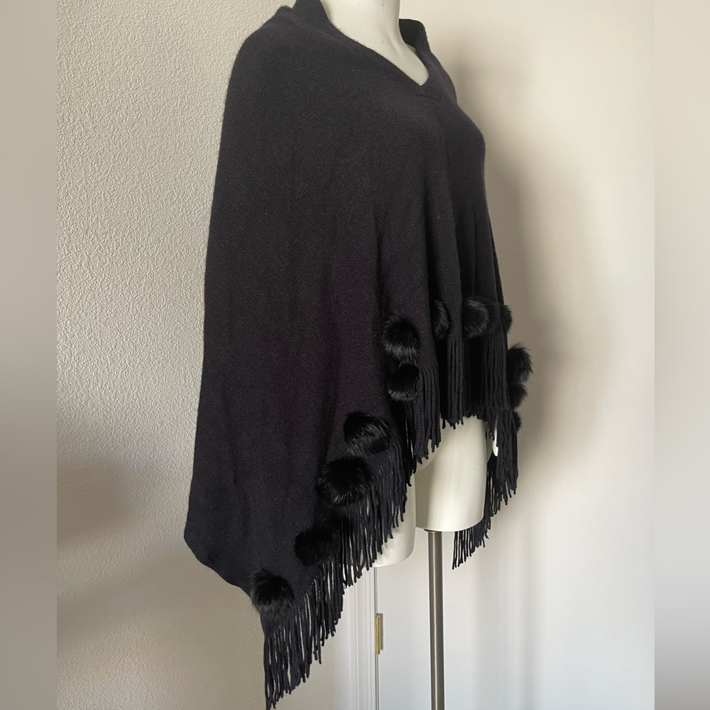 Jennifer Sun Beautiful Sift Black Poncho With Fringe and Pompom Balls